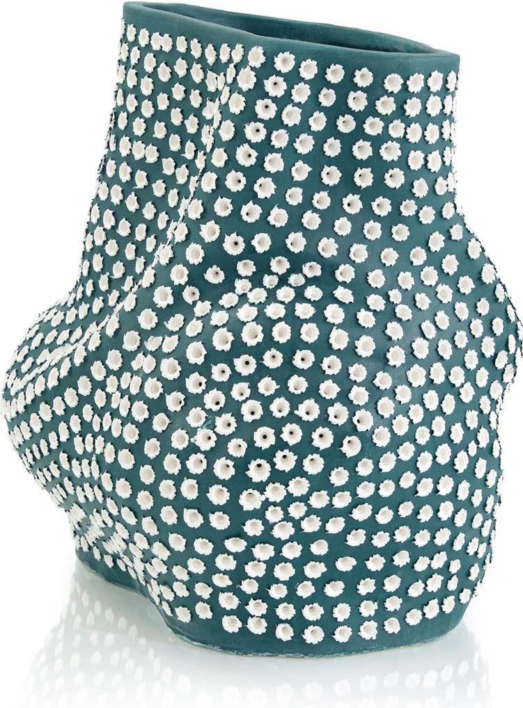 John-Richard Teal Porcelain Vase Sculptural Design 18.25H: John-Richard Teal Porcelain Vase Sculptural Design 18.25H This exquisite sculptural vase features a striking teal blue porcelain finish, making it a stunning addition to any decor. Perfectly sized at 