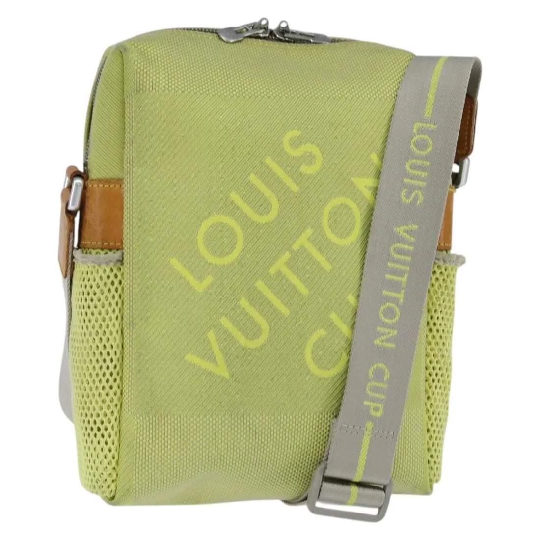 Yellow Damier Geant Canvas Cup Weathery Bag by Louis Vuitton: Yellow Damier Geant Canvas Cup Weathery Bag by Louis Vuitton This pre-owned Louis Vuitton Cup Weathery Bag features the iconic Damier Geant canvas in yellow. Designed for women, it offers a practical 