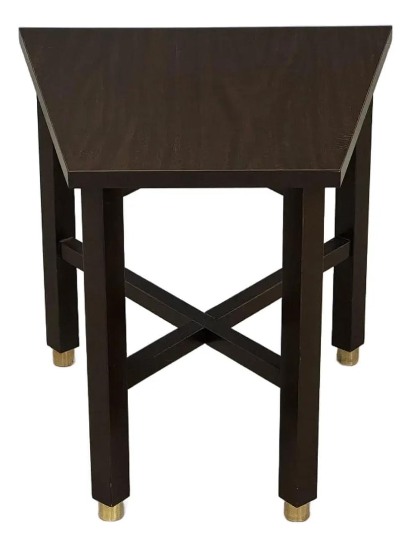 Mid Century Modern Edward Wormley Dunbar End Table Black Wood: Mid Century Modern Edward Wormley Dunbar End Table Black Wood This exquisite mid-century modern end table, designed by Edward Wormley for Dunbar, features a stylish formica top with a sleek black fini