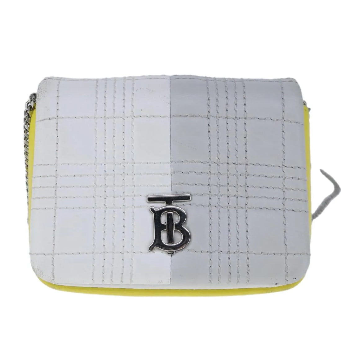 Burberry Lola leather wallet multicolor 11cm x 9cm x 2.5cm: Burberry Lola leather wallet multicolor 11cm x 9cm x 2.5cm Burberry Lola quilted lambskin item in multicolour leather. Made in Italy, this piece is presented in good vintage condition with honest wear
