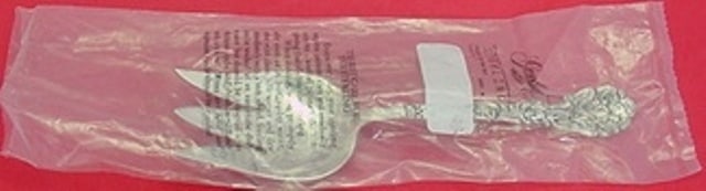 Gorham Versailles Sterling Silver Salad Serving Fork 9 Inch New (1 of 2)