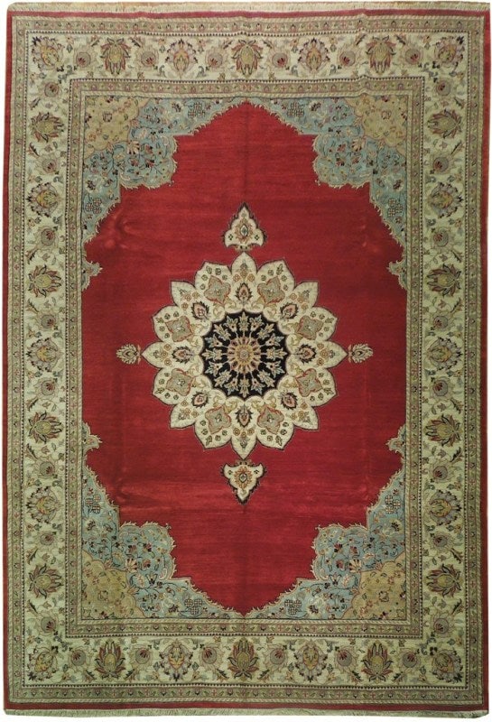 10' x 14' Handmade Red White Ivory Rug Indian Style: 10' x 14' Handmade Red White Ivory Rug Indian Style Free continental US Shipping Transform your living space with this stunning 10' x 14' Red White Ivory Rug, designed to impress with its bold geometr