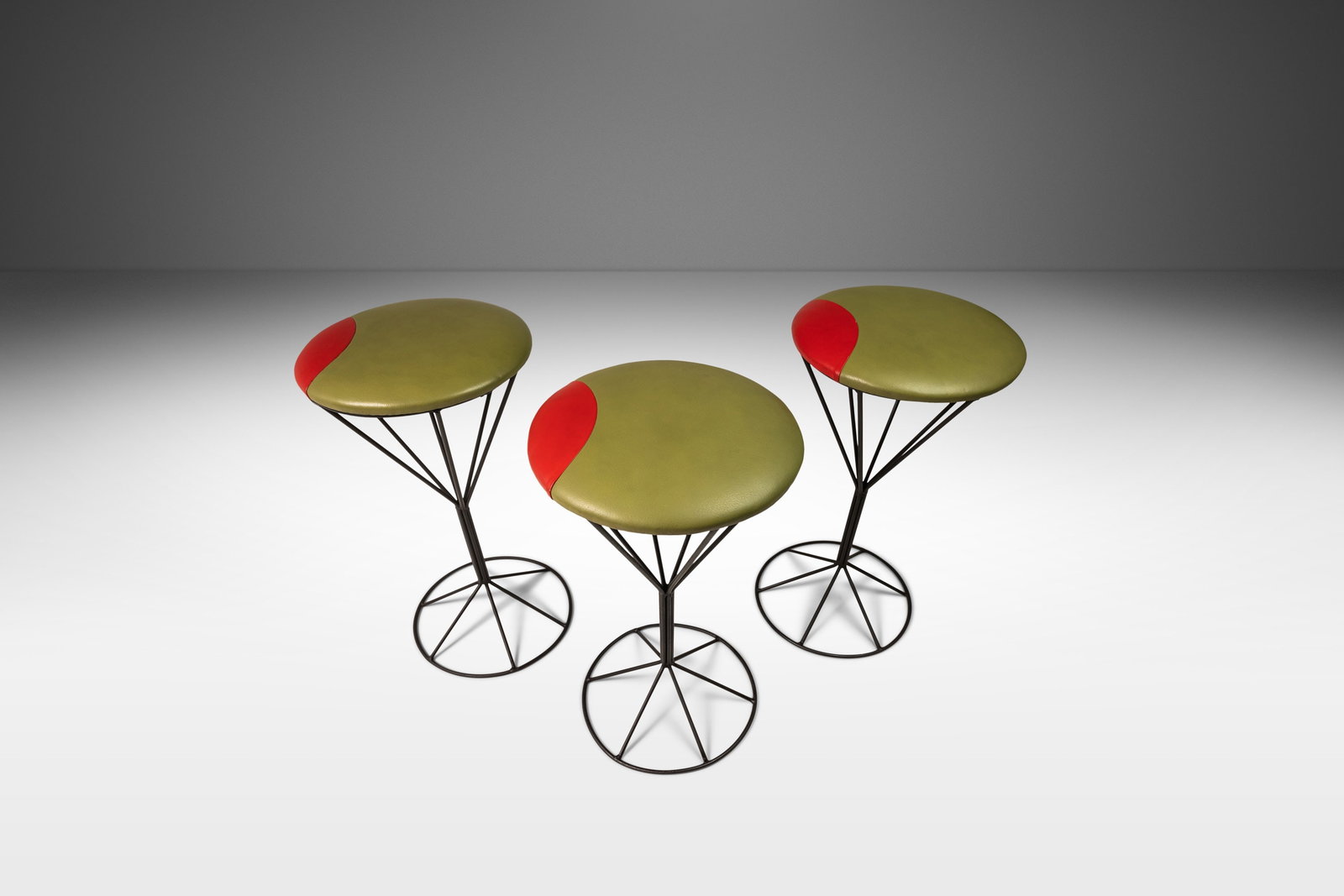 Set of 3 Mid Century Modern Martini Barstools by Tony Paul USA 1960s: Set of 3 Mid Century Modern Martini Barstools by Tony Paul USA 1960s This extraordinary set of three "Martini" barstools, crafted in the manner of Tony Paul, showcases a captivating Mid-Century Modern