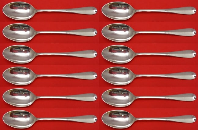 Stieff Queen Anne-Williamsburg Sterling Silver Teaspoon Set of 12: Stieff Queen Anne-Williamsburg Sterling Silver Teaspoon Set of 12 This exquisite set of 12 teaspoons showcases the elegant Queen Anne-Williamsburg pattern by Stieff, crafted from high-quality sterling