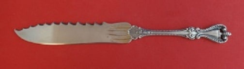 Towle Old Colonial Sterling Silver Cake Saw 8 3/8" Flat Handle: Towle Old Colonial Sterling Silver Cake Saw 8 3/8" Flat Handle This exquisite cake saw features the Old Colonial pattern by Towle, crafted from high-quality sterling silver. Measuring 8 3/8 inches, th