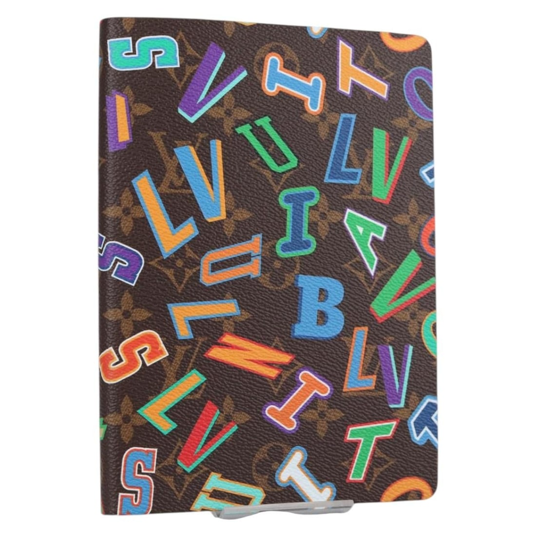 LOUIS VUITTON Monogram LVxNBA Kaye Clemence Note Cover GI0563: LOUIS VUITTON Monogram LVxNBA Kaye Clemence Note Cover GI0563 Introducing the LOUIS VUITTON Monogram LVxNBA Kaye Clemence Note Cover, a stylish accessory crafted from high-quality Monogram Canvas. Thi