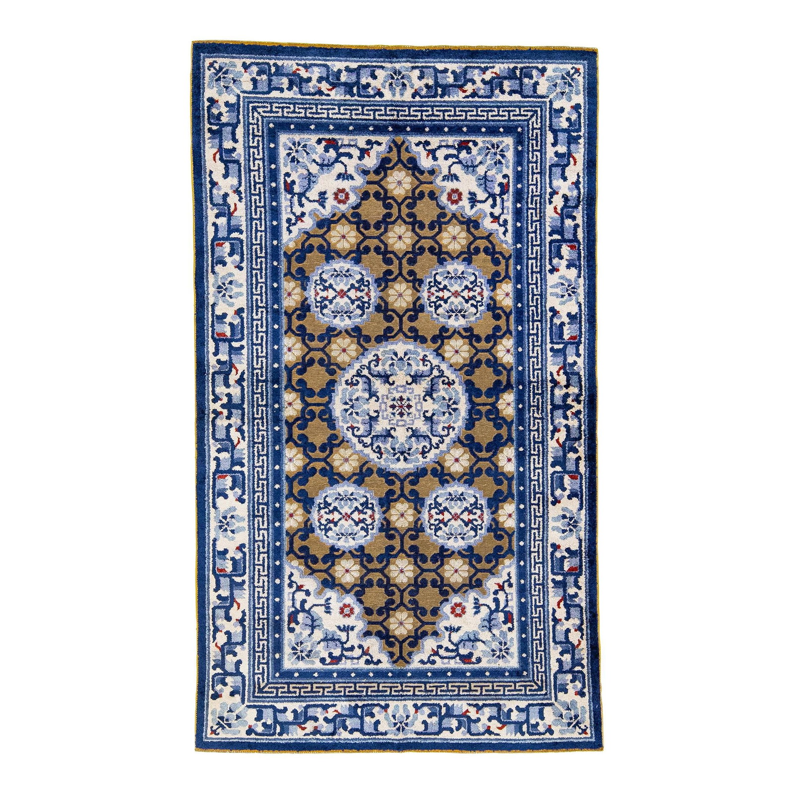 1920s Handmade Chinese Peking Wool Rug Brown Blue Motif: 1920s Handmade Chinese Peking Wool Rug Brown Blue Motif Enhance your home decor with this exquisite 1920's Chinese Peking wool rug, handmade to perfection. The rug features a rustic brown field accent