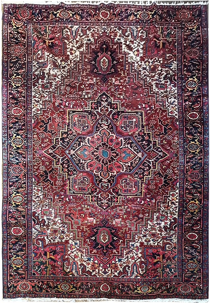 Elegant 7.9 x 10.8 Persian Heriz Rug Pre-Owned: Elegant 7.9 x 10.8 Persian Heriz Rug Pre-Owned Free continental US Shipping Enhance your space with this exquisite 7.9 x 10.8 Persian Heriz rug, a stunning addition to any room. This pre-owned piece s