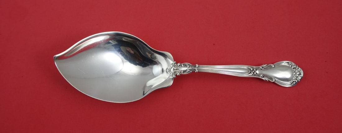 Gorham Chantilly Sterling Silver Vegetable Serving Spoon 9 1/4": Gorham Chantilly Sterling Silver Vegetable Serving Spoon 9 1/4" This exquisite vegetable serving spoon is a stunning example of the Chantilly pattern by Gorham, crafted from high-quality sterling silv