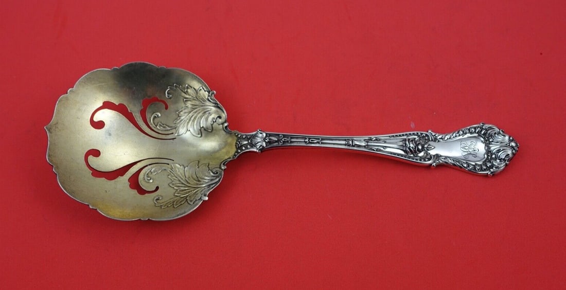 Whiting Dorothy Vernon Sterling Silver Serving Spoon 8 3/4" Gold Washed: Whiting Dorothy Vernon Sterling Silver Serving Spoon 8 3/4" Gold Washed Discover the exquisite Dorothy Vernon Pea Spoon crafted by Whiting. This elegant serving spoon, measuring 8 3/4 inches, showcase