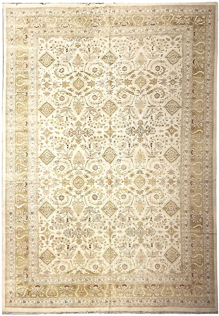 Luxurious 16 x 24.7 Ivory Handmade Jaipur Rug Vegetable Dyed: Luxurious 16 x 24.7 Ivory Handmade Jaipur Rug Vegetable Dyed Free continental US Shipping Introducing the luxurious 16' x 24.7' Ivory Vegetable Dyed Jaipur Rug, a true masterpiece of craftsmanship and