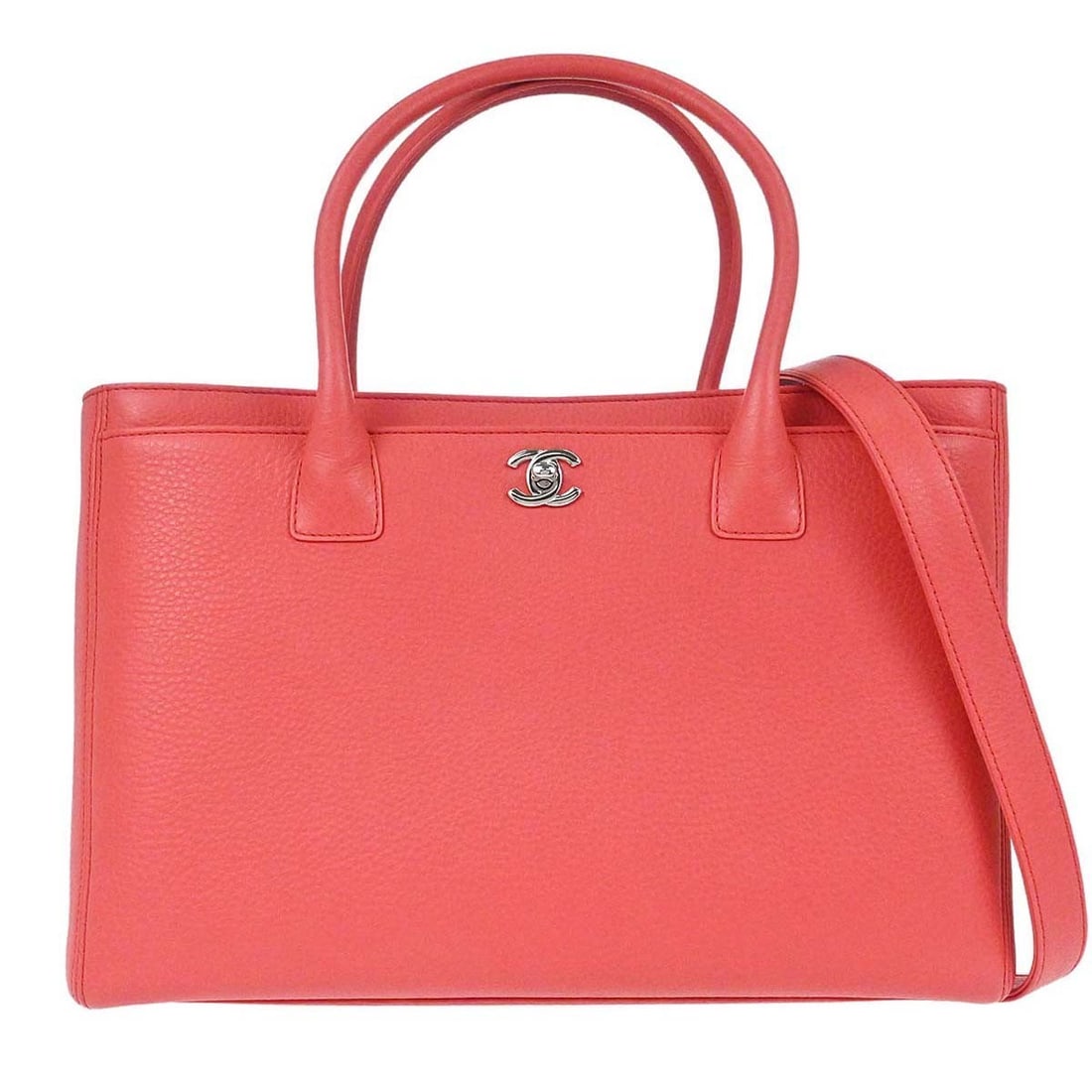 CHANEL Cerf Executive 2way Pink Deerskin Tote with Shoulder Strap: CHANEL Cerf Executive 2way Pink Deerskin Tote with Shoulder Strap Chanel Executive Cerf 2-way tote bag in pink deerskin with black double handles, a turn-lock closure, and logo accents. This medium to