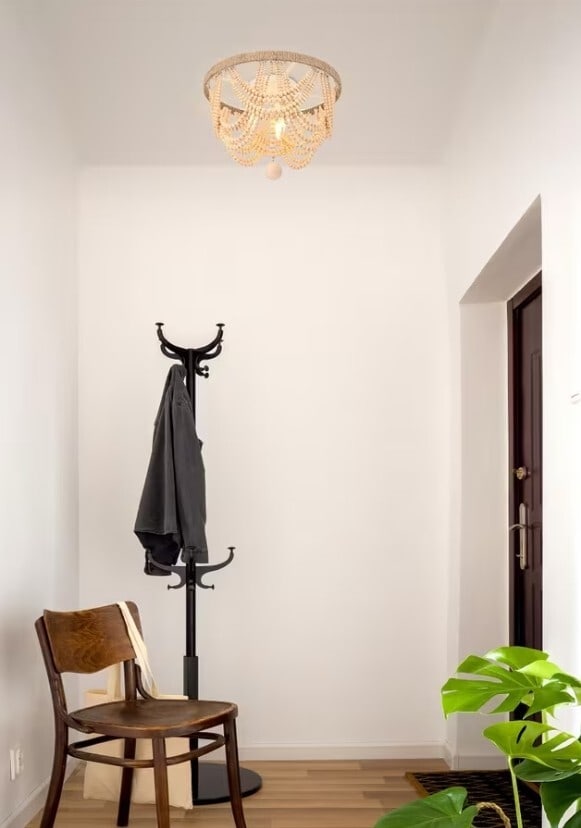 LIVING DISTRICT Jolie 4-Light Beige Wood Bead Flush Mount Chandelier 16: LIVING DISTRICT Jolie 4-Light Beige Wood Bead Flush Mount Chandelier 16 This flush mount chandelier features a farmhouse-inspired design with beige and white wood beads and hand rope knot embellishmen