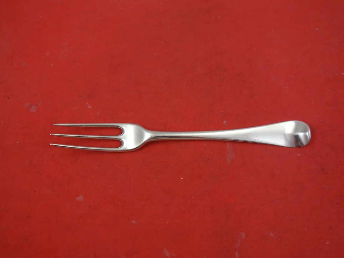 Stuarts 1709 English Sterling Silver Dinner Fork 7 3/8 Antique: Stuarts 1709 English Sterling Silver Dinner Fork 7 3/8 Antique This exquisite dinner fork is made of English sterling silver, crafted by Stuarts in London in 1709. Measuring 7 3/8 inches, it features 