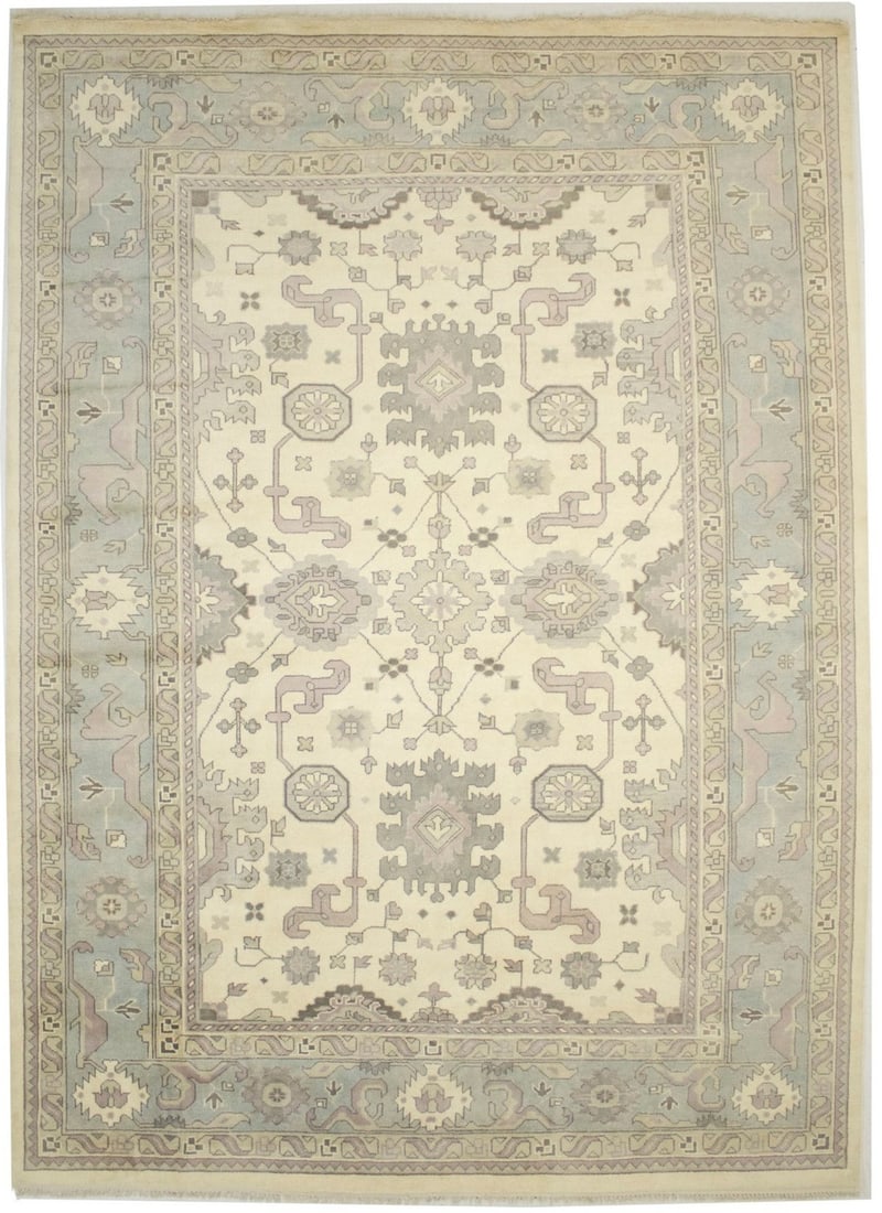Handmade Osh Chobi 13'10 x 10'0 Floral Wool Rug Modern Decor: Handmade Osh Chobi 13'10 x 10'0 Floral Wool Rug Modern Decor Enhance your living space with this stunning Handmade Osh Chobi Oriental Rug, perfect for adding a touch of elegance to your home decor.