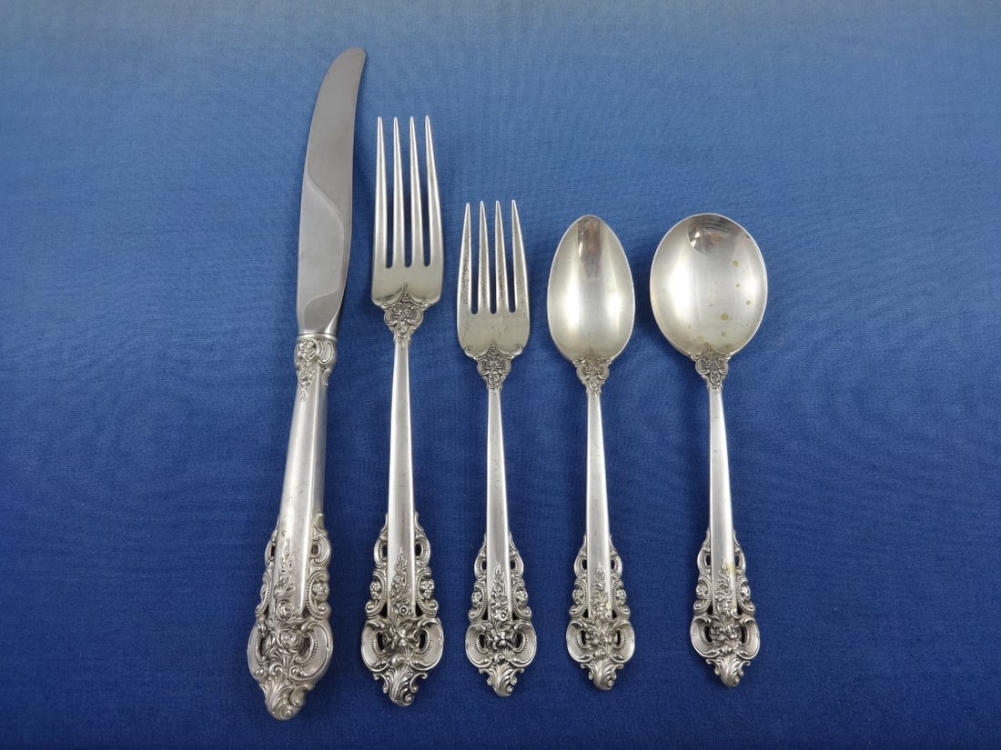 Wallace Grande Baroque Sterling Silver Flatware Set 66 Pieces with Storage Chest (1 of 8)