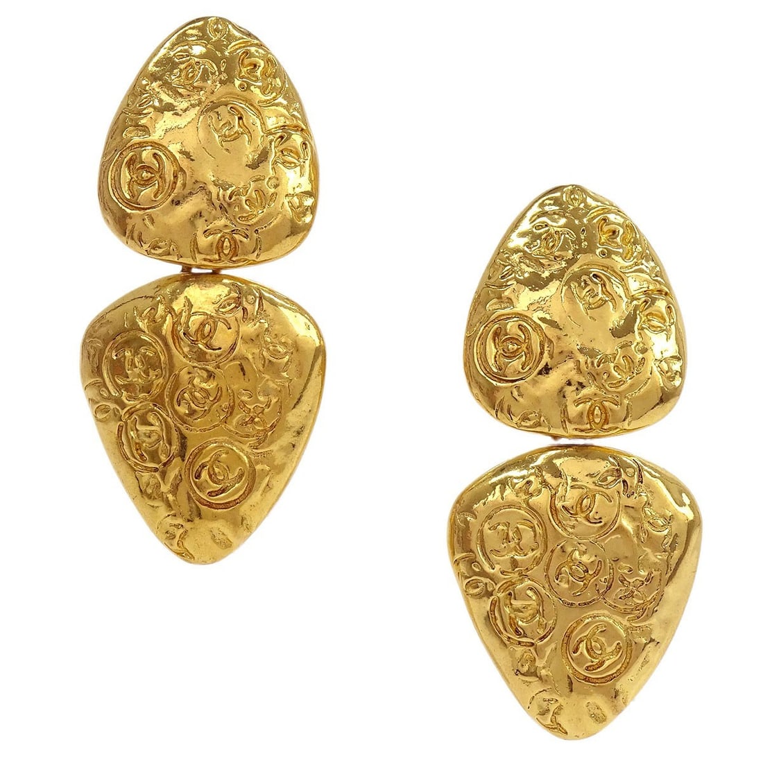 Vintage Chanel 93P Gold Plated Triangle Drop Clip On Earrings: Vintage Chanel 93P Gold Plated Triangle Drop Clip On Earrings Vintage Chanel dangle triangle clip-on earrings in gold-plated metal. Marked 93P, this pair is made in France and features a drop design w