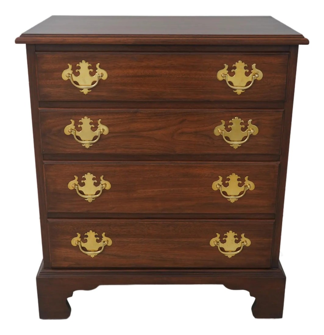 Chippendale Style Walnut Bachelor Chest with Four Drawers (1 of 10)