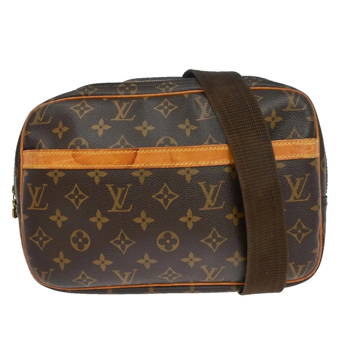 Louis Vuitton Reporter unisex brown monogram canvas bag: Louis Vuitton Reporter unisex brown monogram canvas bag Louis Vuitton Reporter in brown monogram canvas. This unisex bag is in fair condition with visible wear throughout. Leather trim shows scuffs, d