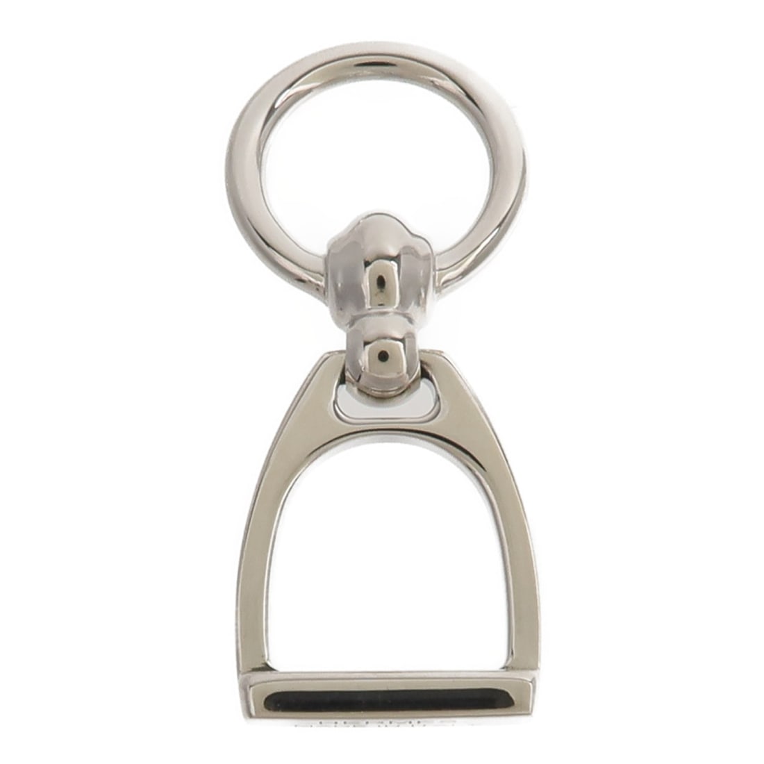 Hermes Silver Metal Scarf Ring: Hermes Silver Metal Scarf Ring This Hermes scarf ring features a sleek silver-tone finish, crafted for women. Made in France, it is designed to complement a variety of scarves, adding a touch of elega