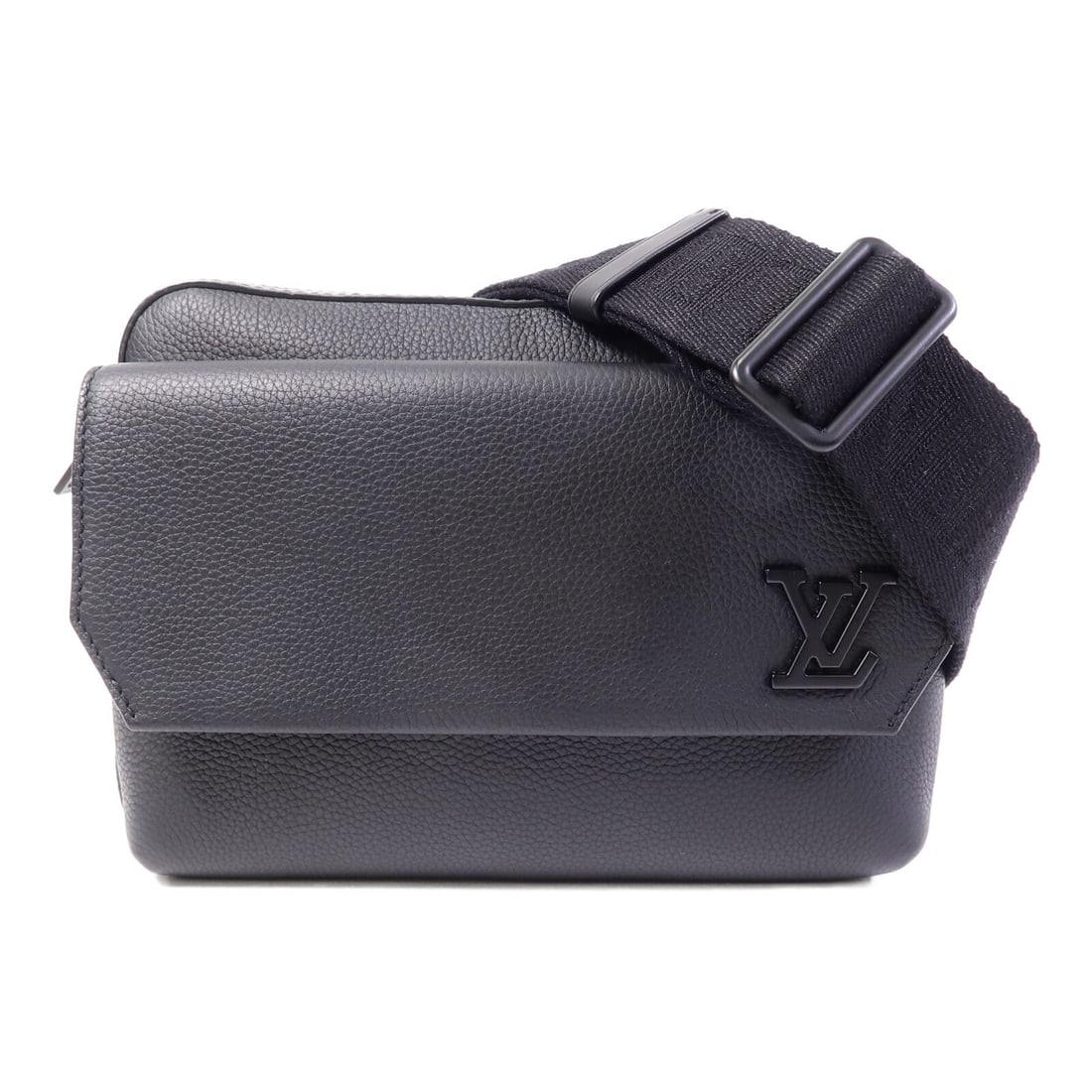 Louis Vuitton Aerogram black calfskin messenger bag: Louis Vuitton Aerogram black calfskin messenger bag This Louis Vuitton Fastline Messenger Shoulder Bag is crafted from premium black calfskin leather, offering a sleek and modern design. Designed for 