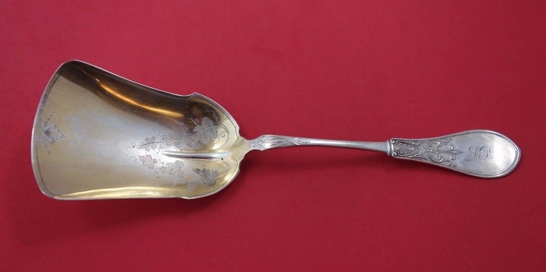 Schulz & Fischer Gem Sterling Silver Fruit Scoop 9 1/4" Grapevine Design: Schulz & Fischer Gem Sterling Silver Fruit Scoop 9 1/4" Grapevine Design This exquisite fruit scoop from the renowned Gem pattern by Schulz & Fischer showcases a beautiful design featuring bright-cut 