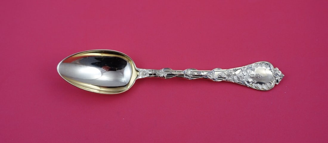 Odiot Demidoff Vermeil Sterling Silver Dessert Spoon 7.5 Inch Unused: Odiot Demidoff Vermeil Sterling Silver Dessert Spoon 7.5 Inch Unused This exquisite dessert spoon features the elegant Demidoff Vermeil pattern by Odiot. Crafted from high-quality sterling silver, thi