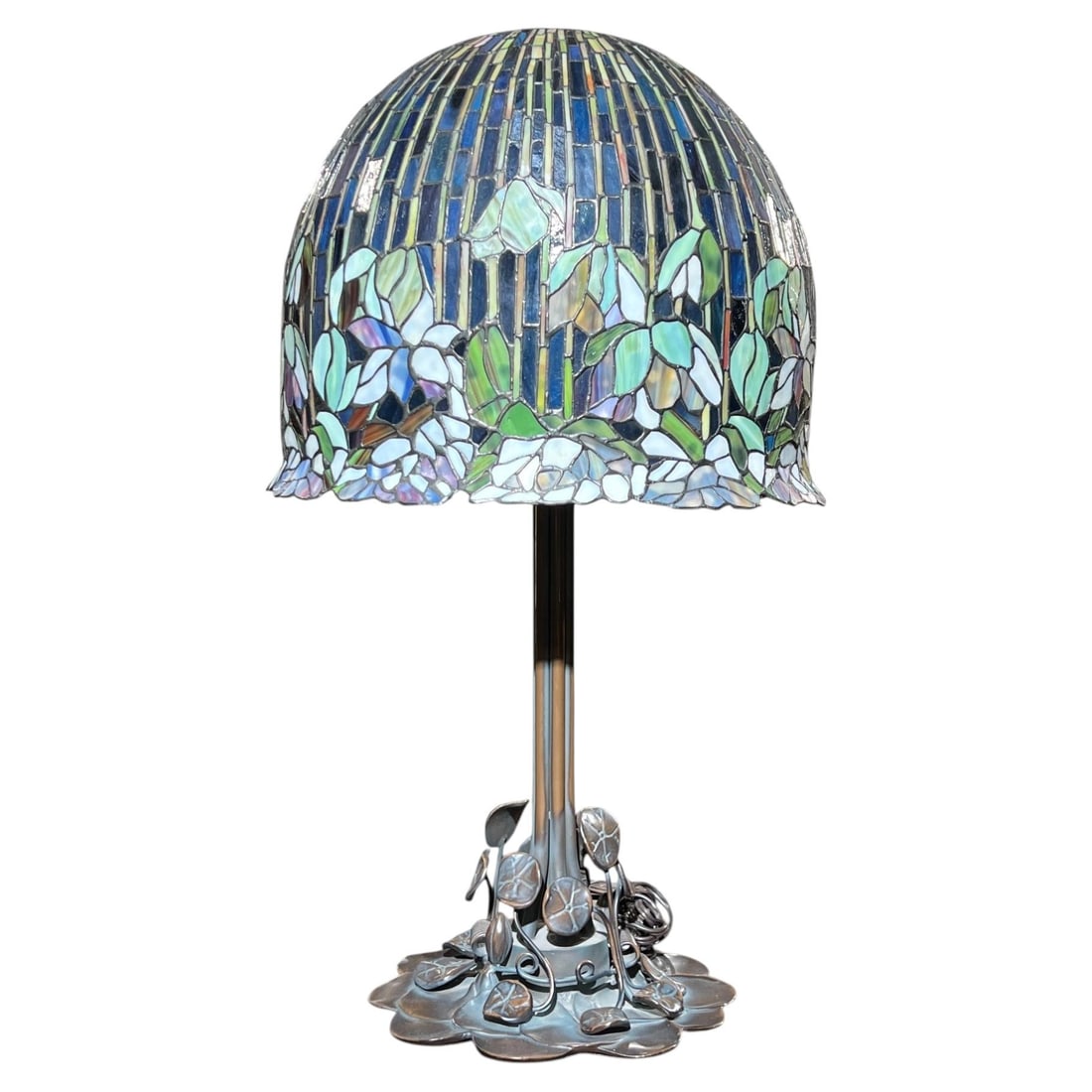 Art Nouveau Leaded Glass Lotus Lily Table Lamp (1 of 7)