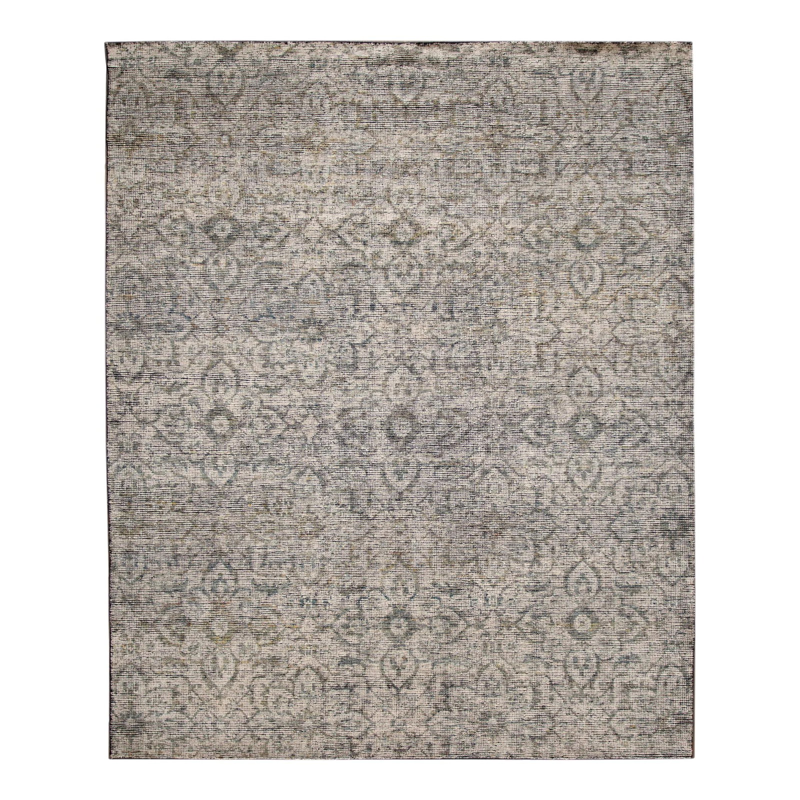 Contemporary Soumak Wool Rug 8 x 10 Gray Floral Design: Contemporary Soumak Wool Rug 8 x 10 Gray Floral Design Enhance your living space with this beautiful modern Soumak style rug, featuring a distressed design that brings a touch of elegance to any room.