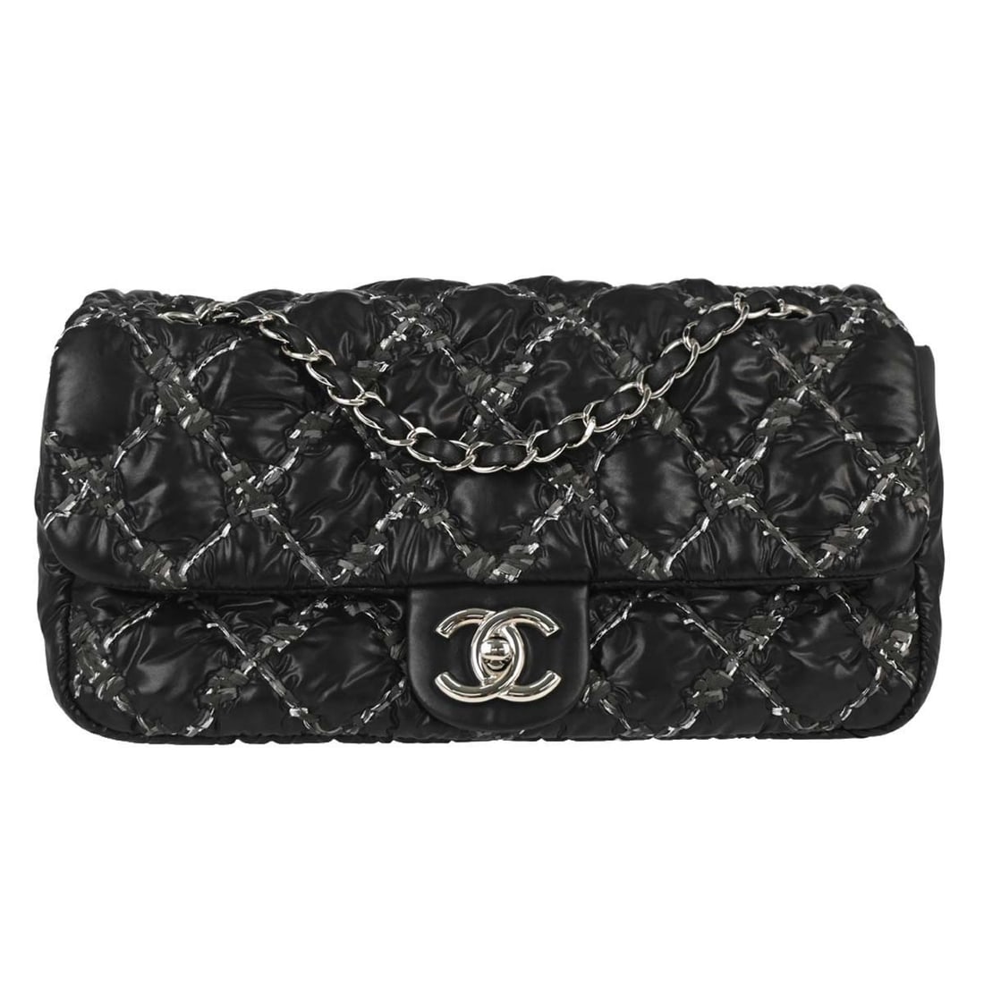 CHANEL Paris-Byzance Bubble Flap Shoulder Bag Black Nylon Tweed: CHANEL Paris-Byzance Bubble Flap Shoulder Bag Black Nylon Tweed Medium Chanel Paris-Byzance Bubble Flap shoulder bag in black nylon and tweed with a turn-lock closure and shoulder strap. Made in Italy