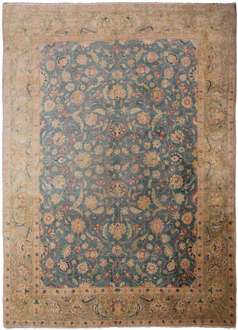 Antique Oushak Blue Wool Hand Knotted Rug 10 x 13 2: Antique Oushak Blue Wool Hand Knotted Rug 10 x 13 2 This rare antique Persian Kashan rug, dating from around 1920, features a traditional Oriental design with intricate hand-knotted craftsmanship. The