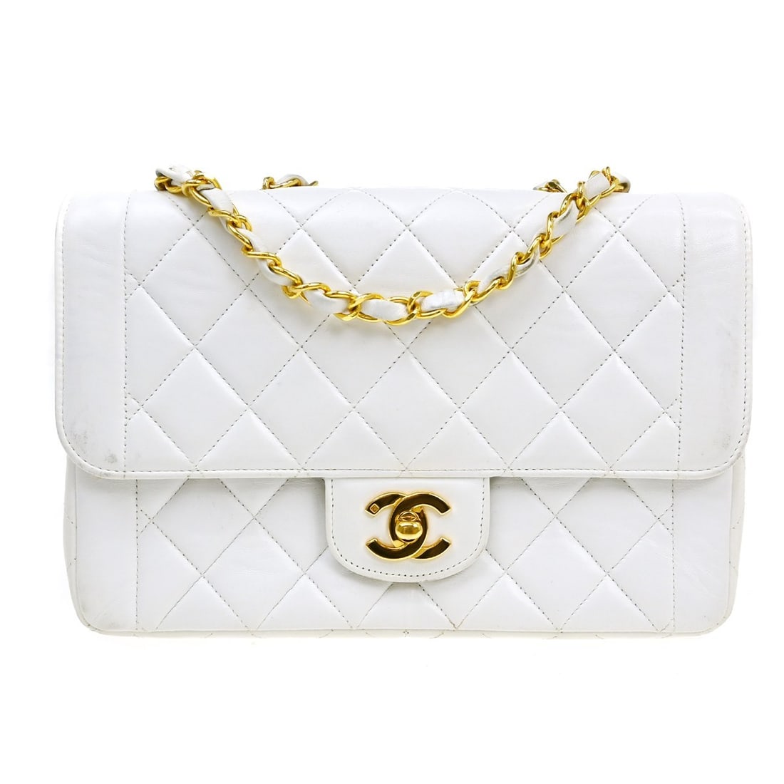 CHANEL Classic Single Flap Shoulder Bag White Lambskin: CHANEL Classic Single Flap Shoulder Bag White Lambskin Chanel Classic Single Flap shoulder bag in white lambskin leather with a black leather and chain shoulder strap, turn-lock closure, and gold-colo