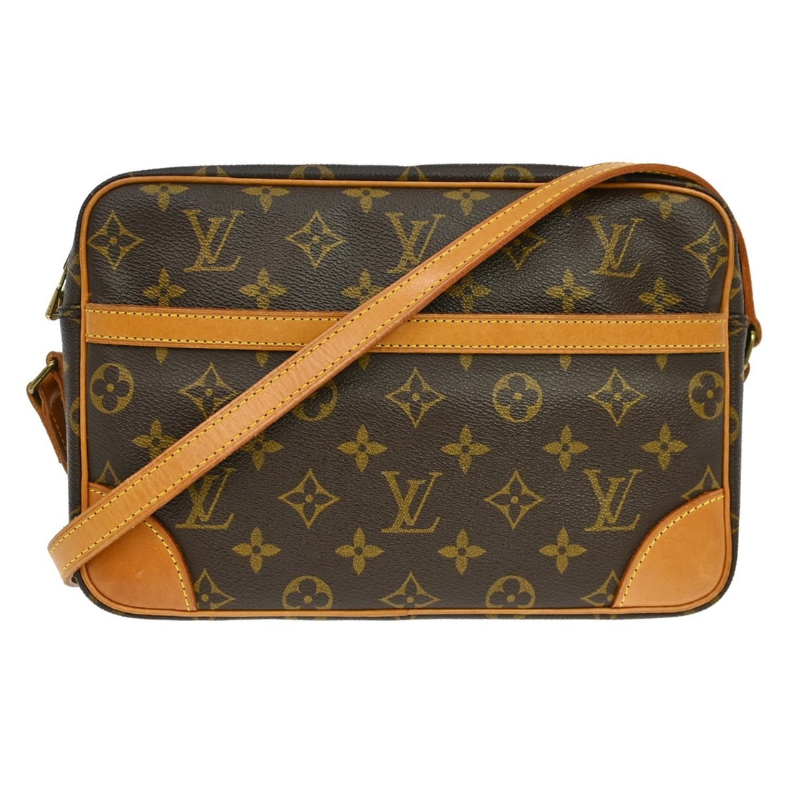 Louis Vuitton Trocadero 27 Monogram Canvas Crossbody Bag M51274: Louis Vuitton Trocadero 27 Monogram Canvas Crossbody Bag M51274 Vintage Louis Vuitton Trocadero 27 crossbody bag in brown Monogram canvas with leather trim and a zip closure. This unisex medium bag fe