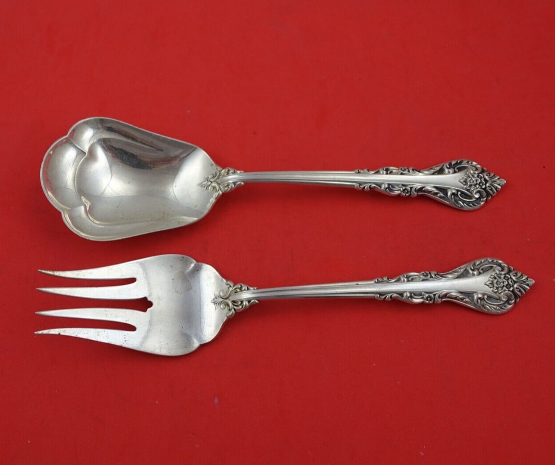 International Sterling Silver Masterpiece Salad Serving Set 2pc 8 3/4in: International Sterling Silver Masterpiece Salad Serving Set 2pc 8 3/4in This exquisite 2-piece salad serving set from International Sterling features the elegant Masterpiece pattern. Crafted from high