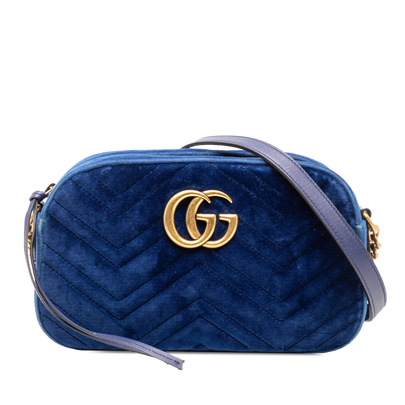 Gucci GG Marmont Blue Velvet Quilted Small Crossbody Bag: Gucci GG Marmont Blue Velvet Quilted Small Crossbody Bag This Gucci Small GG Marmont Matelasse Velvet Crossbody features a quilted velvet body in blue, a chain link strap with a leather guard, a top z