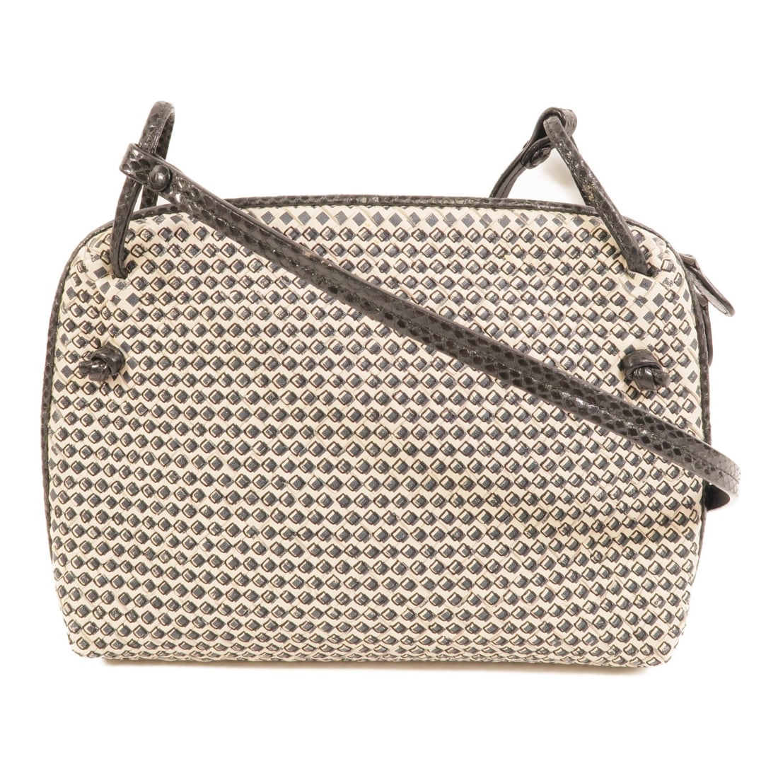 Bottega Veneta Green Black Calfskin Shoulder Bag: Bottega Veneta Green Black Calfskin Shoulder Bag This BOTTEGA VENETA shoulder bag is crafted from calfskin leather and features a sleek black exterior with a modern silhouette. Designed for women, the