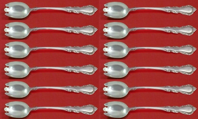Reed & Barton Georgian Rose Sterling Silver Ice Cream Forks Set 12 pcs: Reed & Barton Georgian Rose Sterling Silver Ice Cream Forks Set 12 pcs Elevate your dessert experience with this exquisite 12-piece set of ice cream forks from Reed & Barton, crafted in sterling silve