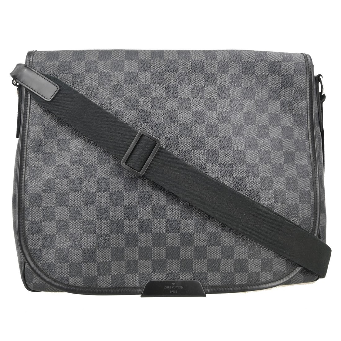 Louis Vuitton Daniel GM Damier Graphite Crossbody Shoulder Bag N58033: Louis Vuitton Daniel GM Damier Graphite Crossbody Shoulder Bag N58033 Vintage Louis Vuitton Daniel GM shoulder bag in Damier Graphite canvas with leather trim. This medium unisex bag features a zip cl