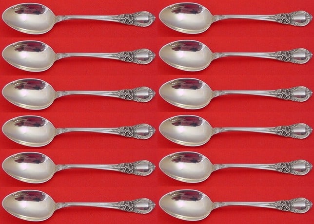 Lunt American Victorian Sterling Silver Demitasse Spoon Set 12 Pieces: Lunt American Victorian Sterling Silver Demitasse Spoon Set 12 Pieces This exquisite 12-piece set of demitasse spoons, crafted in sterling silver, showcases the timeless American Victorian pattern by 