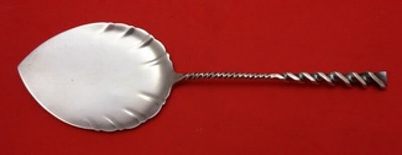 Whiting Square Twist #5 Sterling Silver Waffle Server 8 1/4": Whiting Square Twist #5 Sterling Silver Waffle Server 8 1/4" This exquisite waffle server features the elegant Square Twist #5 pattern by Whiting, crafted from high-quality sterling silver. With a fro