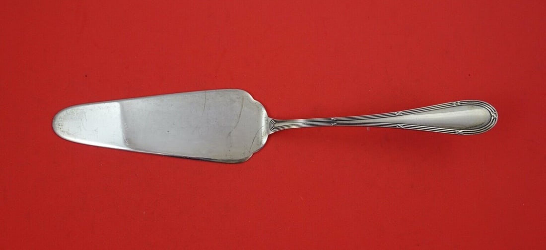 Buccellati Parma Sterling Silver Pie Server 10 7/8 Inches: Buccellati Parma Sterling Silver Pie Server 10 7/8 Inches This elegant pie server from Buccellati features the exquisite Parma pattern, crafted from high-quality sterling silver. With a flat handle an