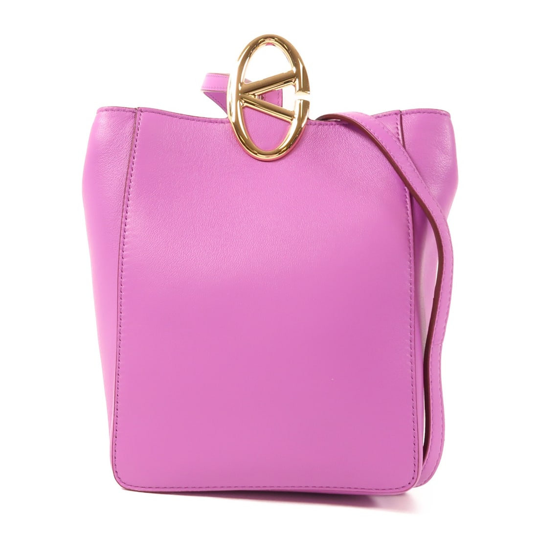 Valentino 5W2B0Q31ZFJZHU Purple Calfskin Shoulder Bag Gold Tone: Valentino 5W2B0Q31ZFJZHU Purple Calfskin Shoulder Bag Gold Tone Valentino shoulder bag in purple calfskin leather with a compact silhouette. Made in Italy, this women's bag is presented in AB: Very Go