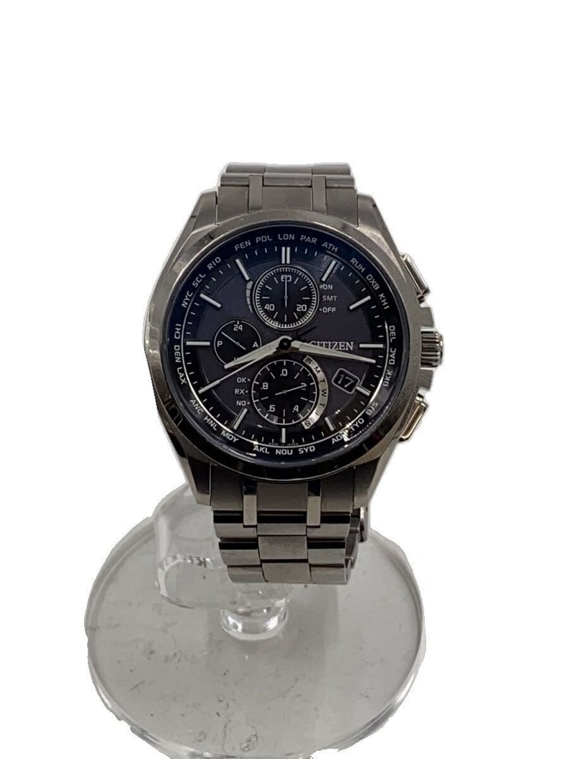Citizen Attesa Titanium Gray Wristwatch H804-T018696: Citizen Attesa Titanium Gray Wristwatch H804-T018696 This CITIZEN ATTESA H804-T018696 men's wristwatch features a gray titanium case and band, offering both durability and a lightweight feel. Designed
