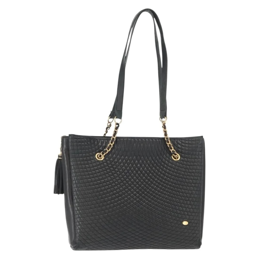 Bally Vintage Chain Navy Quilted Leather Shoulder Bag: Bally Vintage Chain Navy Quilted Leather Shoulder Bag This Bally vintage chain shoulder bag features a quilted leather design in navy, tailored for women. Made in Italy, the bag shows signs of wear, i