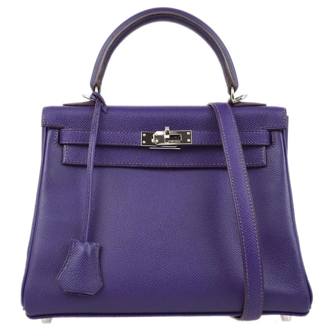 Hermes Kelly purple leather handbag palladium hardware: Hermes Kelly purple leather handbag palladium hardware Hermes Kelly bag in purple leather with palladium hardware. This unisex piece is in very good overall condition, with scuffs on the exterior surf