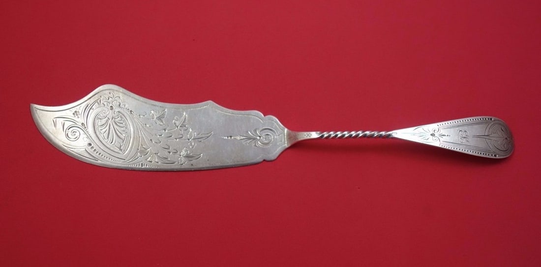 Warner Coin Silver Fish Server Bright-Cut Twist Handle 11 5/8" (1 of 1)