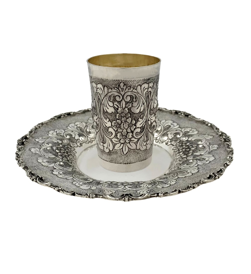 Italian 925 Sterling Silver Handmade Floral Cup and Tray Set: Italian 925 Sterling Silver Handmade Floral Cup and Tray Set This exquisite cup and tray set is crafted from fine Italian 925 sterling silver, showcasing intricate handmade chased swirl floral designs