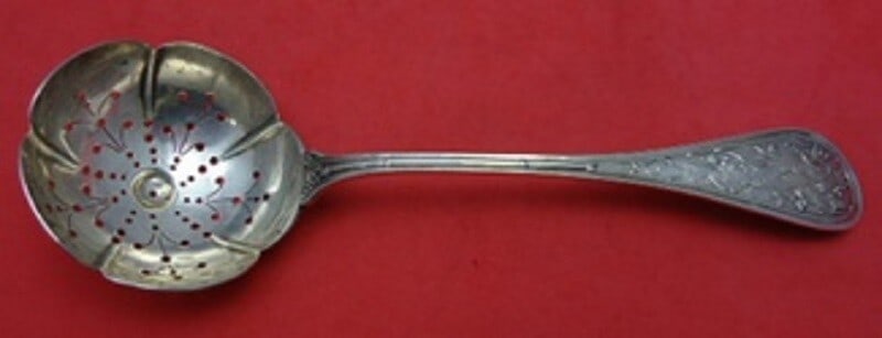 Wendt Bird Sterling Silver Sugar Sifter 7 3 4 Inch: Wendt Bird Sterling Silver Sugar Sifter 7 3 4 Inch This is an original sterling silver sugar sifter in the Bird pattern by Wendt, crafted in the United States between 1850 and 1899. The piece features