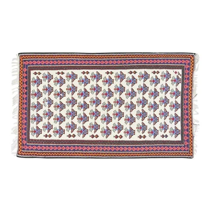 Turkish Seneh Wool Kilim Tribal Flatweave Rug 3'9" x 6'3" Vintage 1970s: Turkish Seneh Wool Kilim Tribal Flatweave Rug 3'9" x 6'3" Vintage 1970s This vintage Turkish Seneh kilim from the 1970s features a handwoven flatweave construction with natural colors and a tribal des