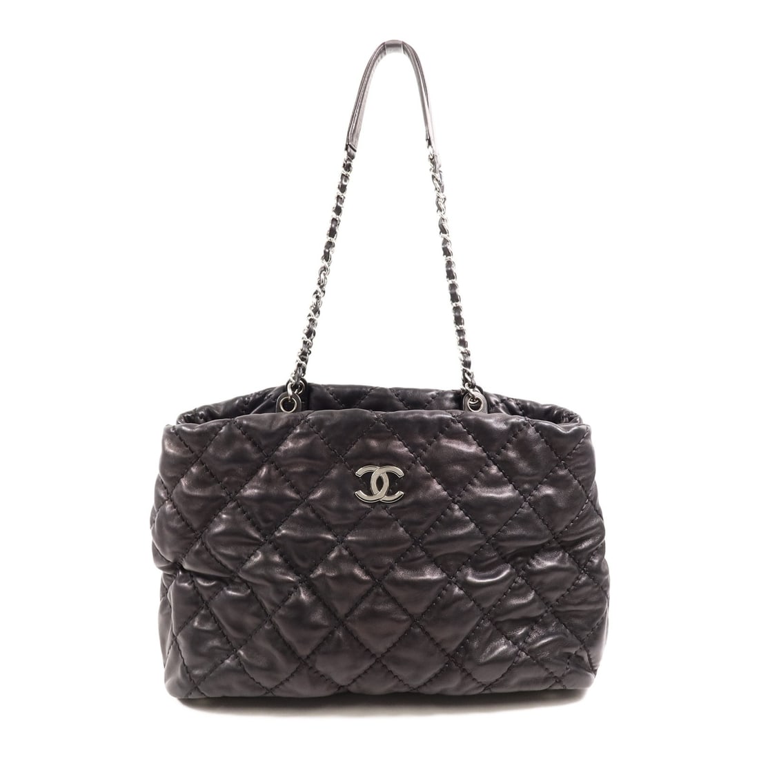 CHANEL Black Calfskin CC Chain Shoulder Bag SHW: CHANEL Black Calfskin CC Chain Shoulder Bag SHW This CHANEL shoulder bag features a classic CC design with silver-tone hardware and is crafted from black calfskin leather. Designed for women, it offer